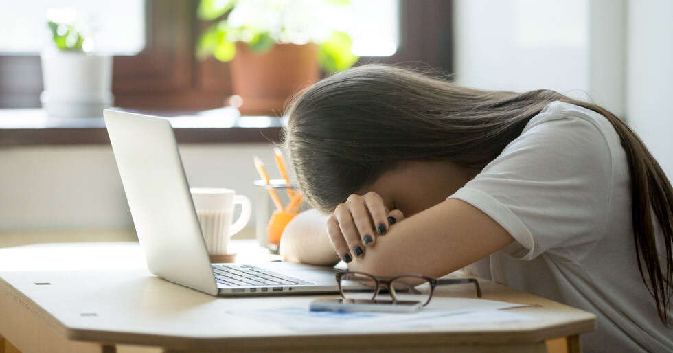 Understanding And Resolving Sleep Deprivation Among Millennials | Femina.in