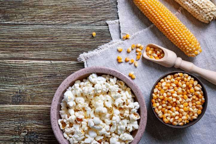 Smart ways to manage your monsoon cravings - air-popped corn