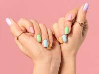 Love Gel Nails? Here’s The Do’s And Don’ts On How To Maintain Them