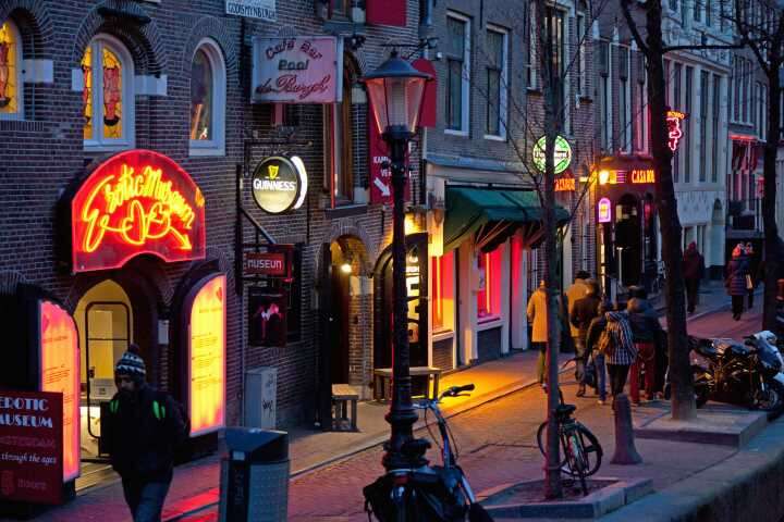 Amsterdam wants only well-behaved visitors - the Red Light District 