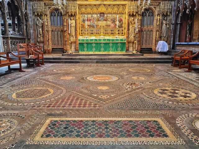 walk in king charles footstep - cosmati pavement - westminster abbey 