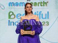 FMBI S2: Aditi Rao Hydari Wins Standout Performer Of The Year Award