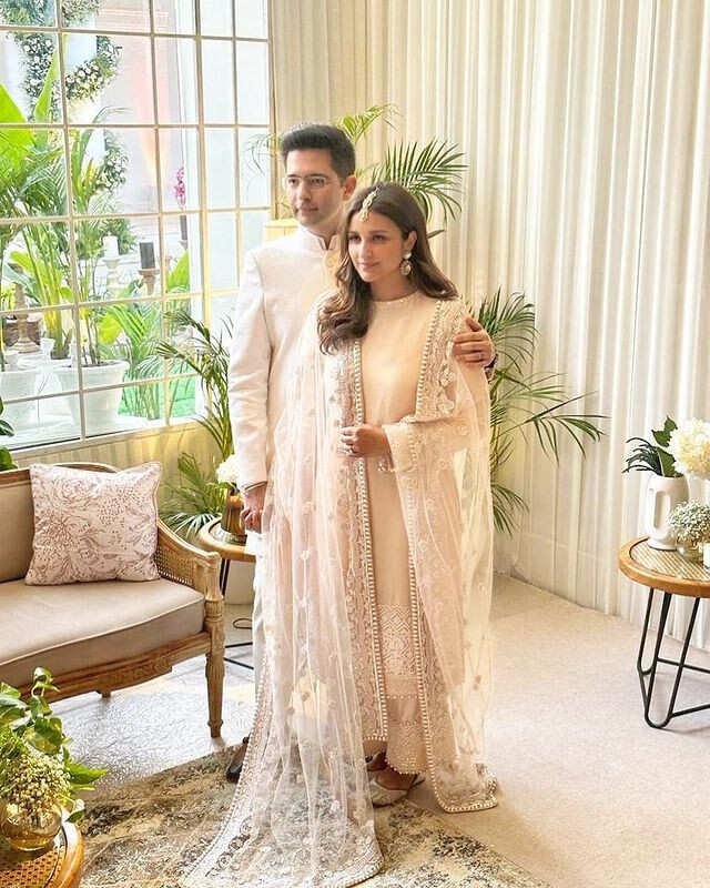 Stunning Real Couples Who wore Sabyasachi Outfits & Looked Like Royalties |  WeddingBazaar