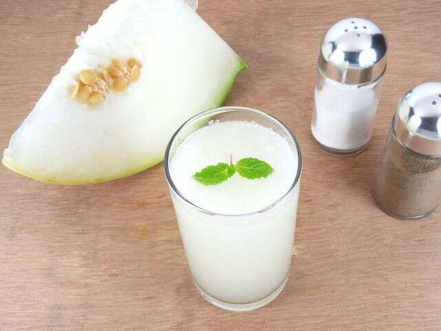 surprising benefits of ash gourd - drink the juice