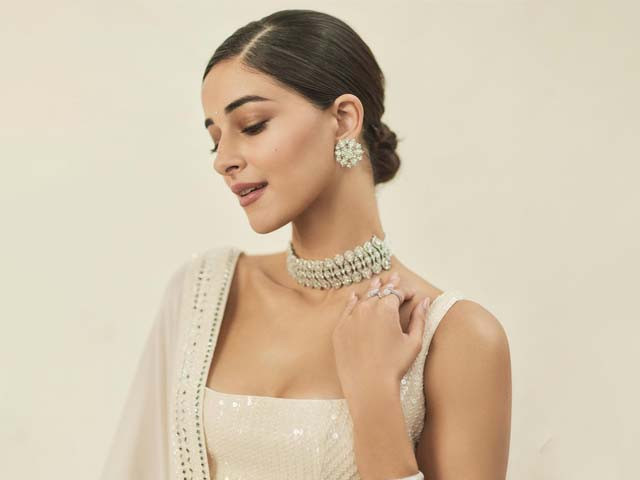 Ananya Panday’s Subtle Makeup Look Is Perfect For The Wedding Season