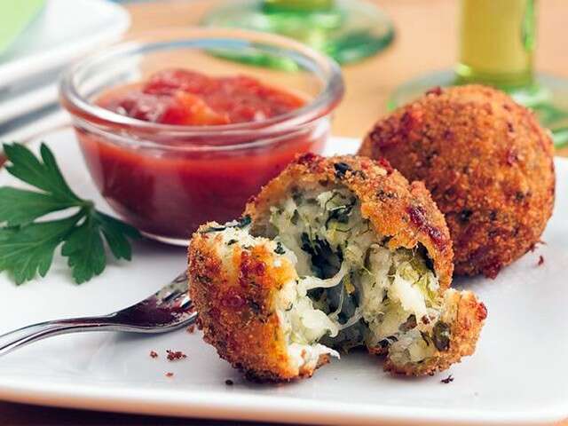 Anytime Snack: Spinach Cheese Balls