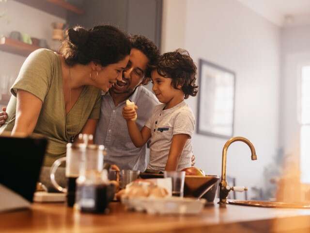 Build Bonds And Teach Healthy Food Habits While Feeding Your Fussy Eater