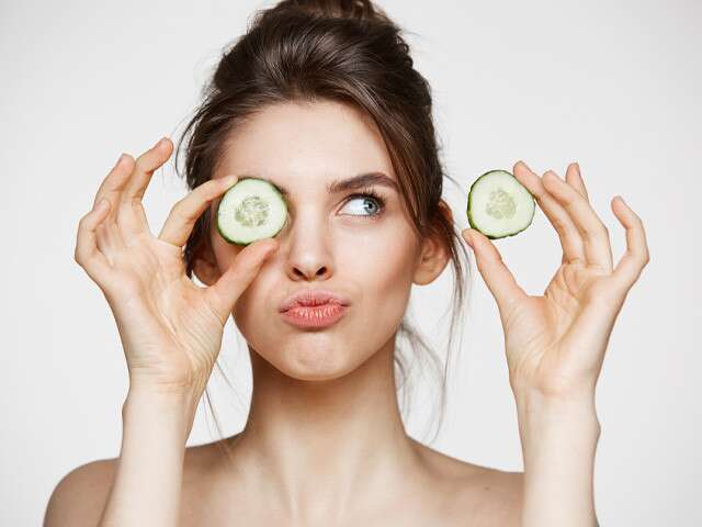 Back To Basics: Natural Remedies For Summer Skin Woes That Actually Work