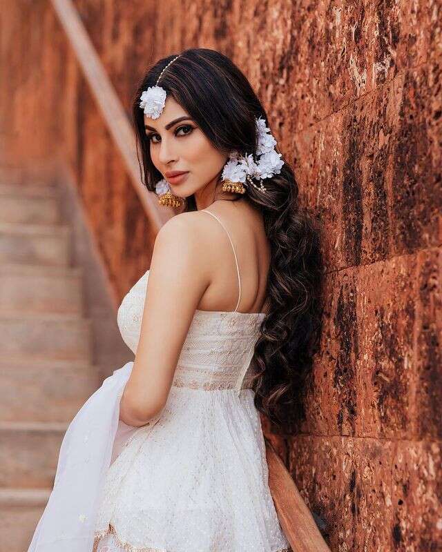 Reception Indian Bridal Hairstyle • Anaya Designer Studio | Sarees, Gowns  And Lehenga Choli