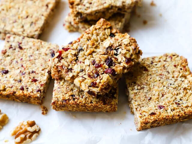 Try These Reimagined Granola Bars Femina In   Twalnutcranberrygranolabars17041678101704167819 