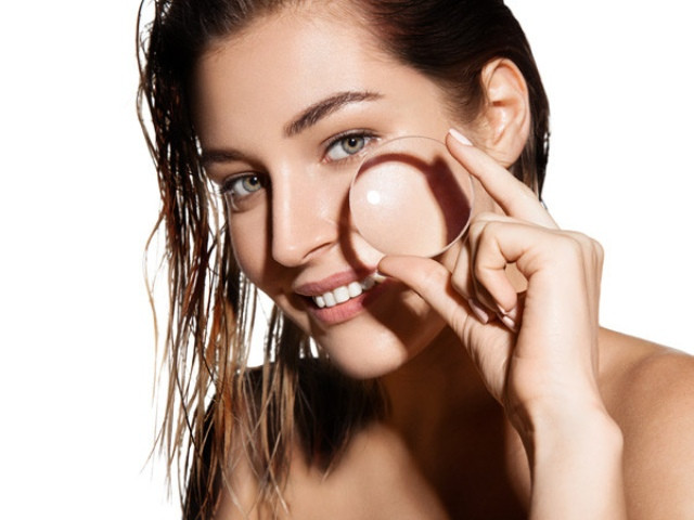 How To Get That Glass Skin Glow: 7 Easy Steps