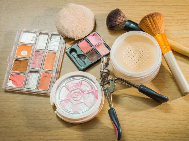 To What End Can You Use Expired Makeup? An Expert Weighs In