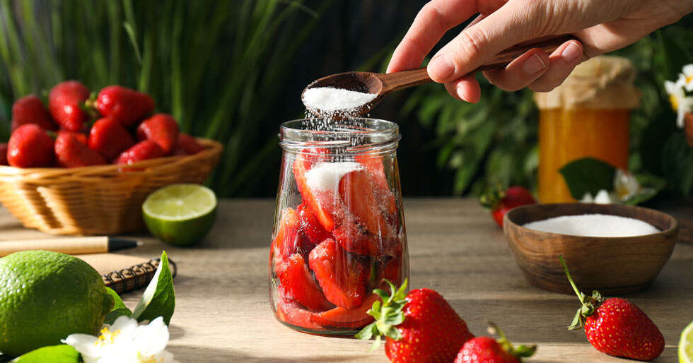Strawberries And Sugar: 3 Desserts That Taste Like The Season 
