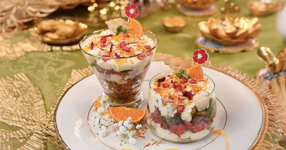 Machen Sie sich bereit zum Feiern: Orange Dahi Vada Layer Chaat von Nidhi ...