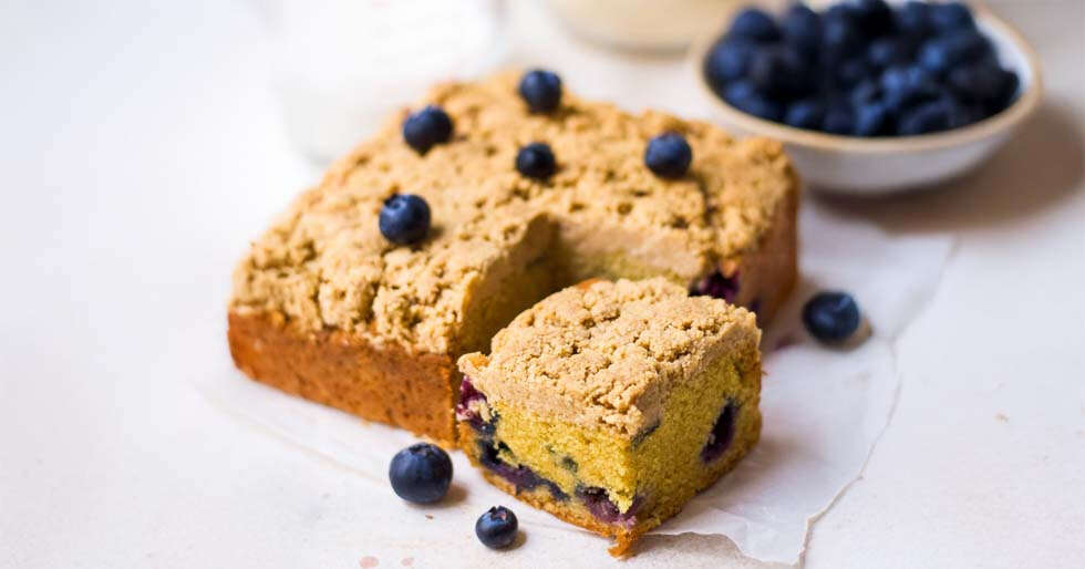 Süße Leckereien mit Shivesh Bhatia: Vollkorn-Blaubeer-Crumble-Kuchen
