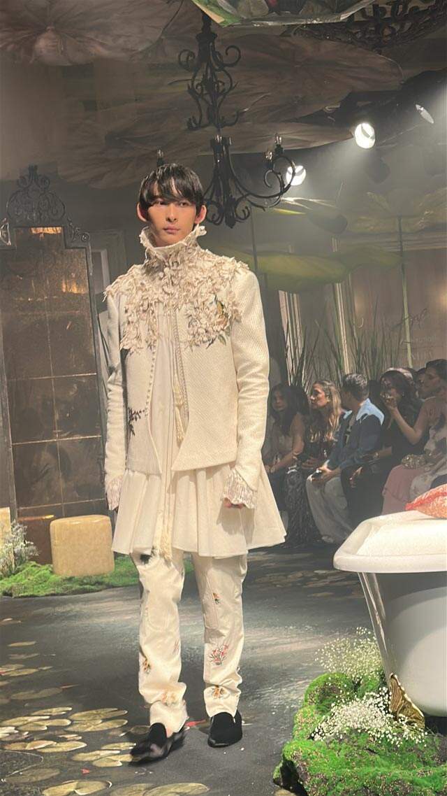 DASTKAR Rohit Bal s House Pays Tribute To The Master Artisans Behind DASTKAR Rohit Bal s House Pays Tribute To The Master Artisans Behind