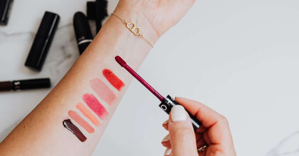 6 Matte Lip Tints That Will Not Smudge During Feasts