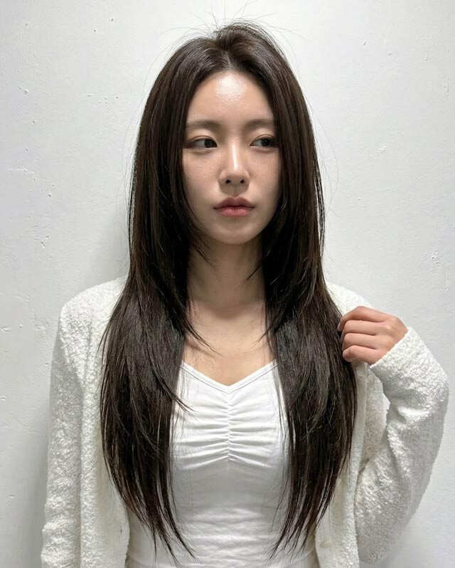 25 Best Front Layered Haircuts For Long Hair | Femina.in