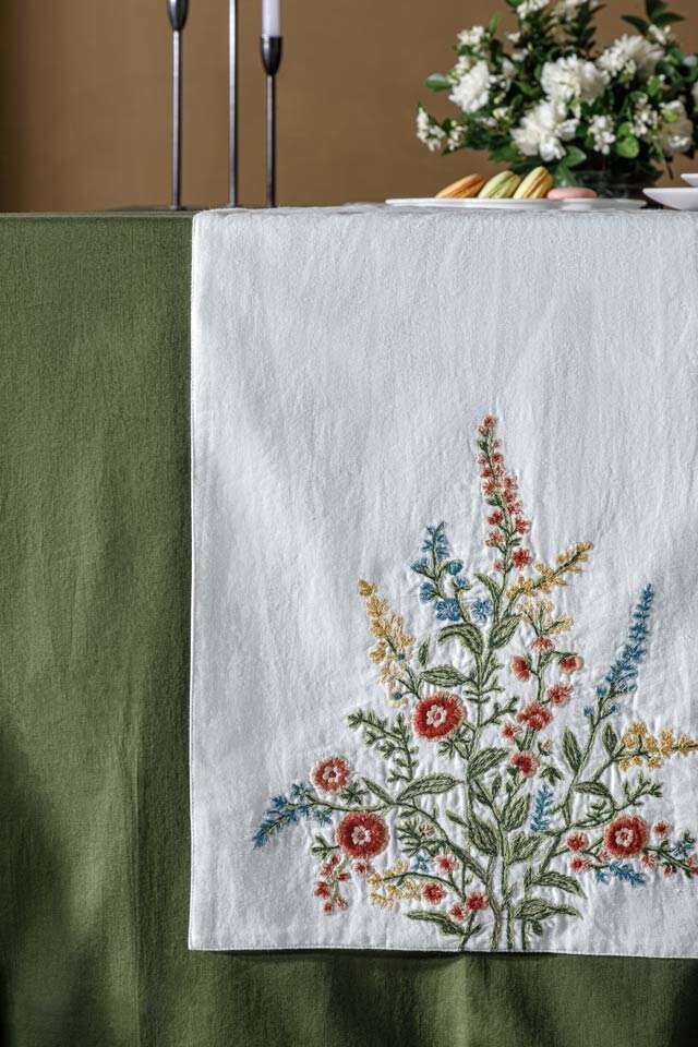 Table Linen: Sarita Handa