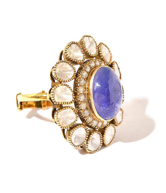 Add A Royal Touch To Your Festive Wardrobe With Purple