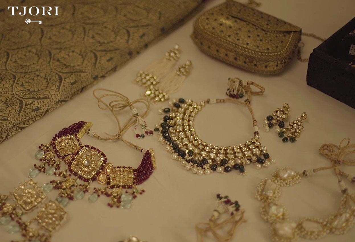 Afreen by Tjori is a festive collection that boasts magnificent jewels for every bride.