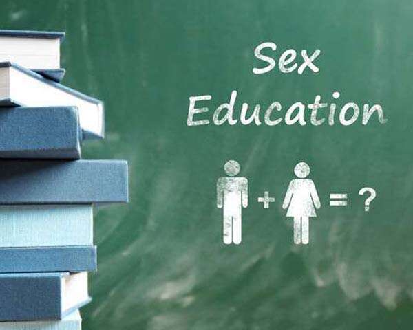 सेक्स एजुकेशन के 5 ज़रूरी पाठ जो सभी को पढ़ने ही चाहिए 5 Sex