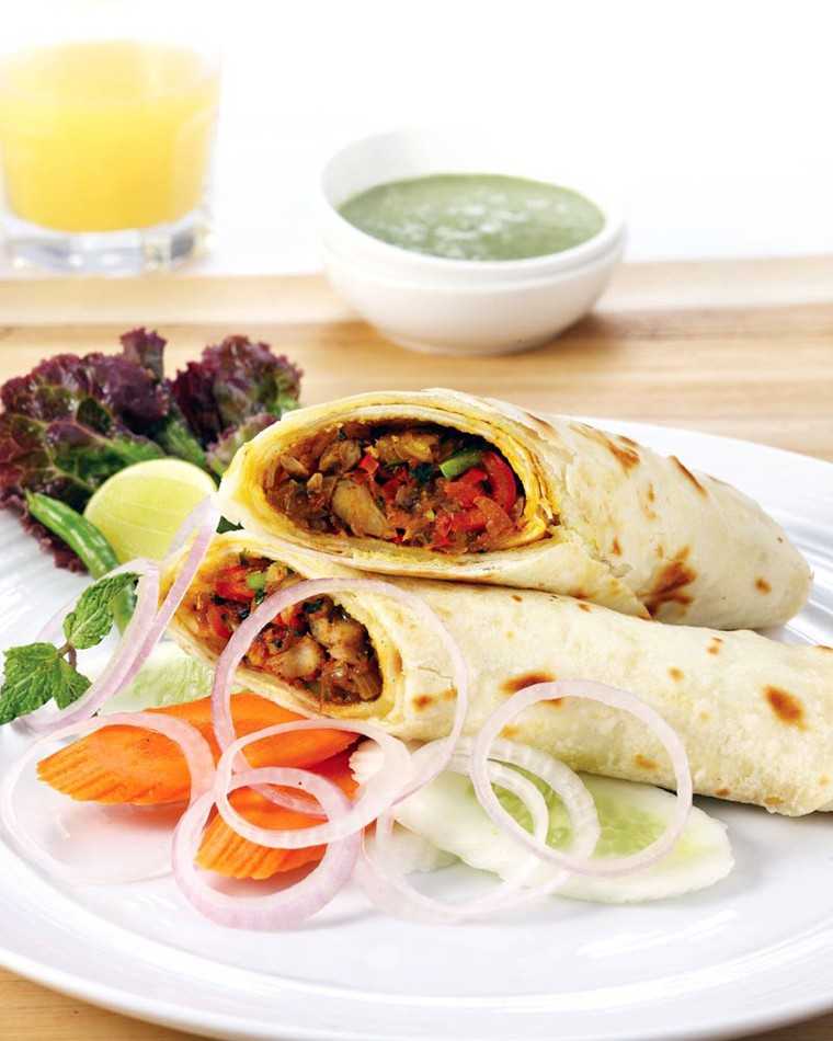 Popular Indian street food that has foreign roots | Femina.in