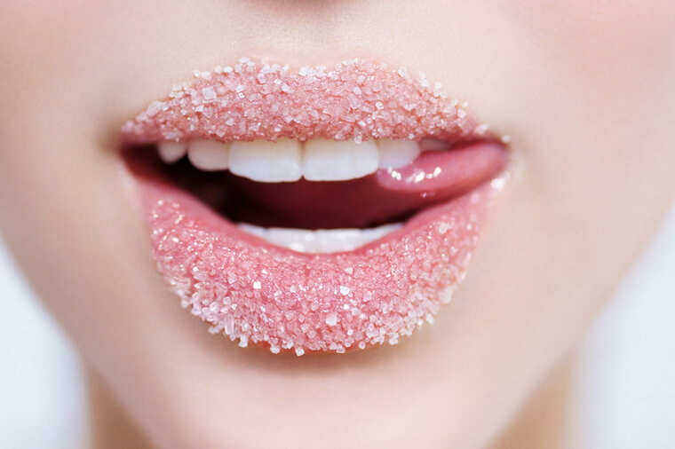 get-soft-pink-lips-this-winter-femina-in