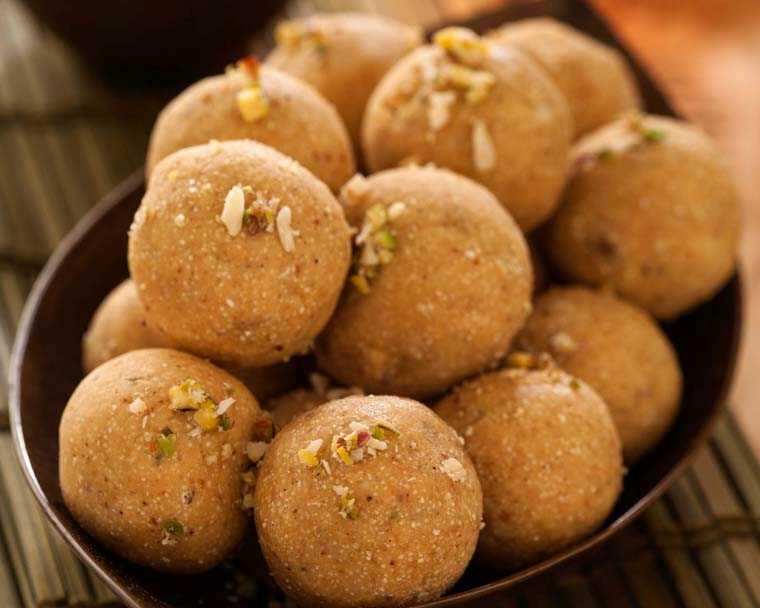 traditional-maharashtrian-sweets-for-diwali-femina-in