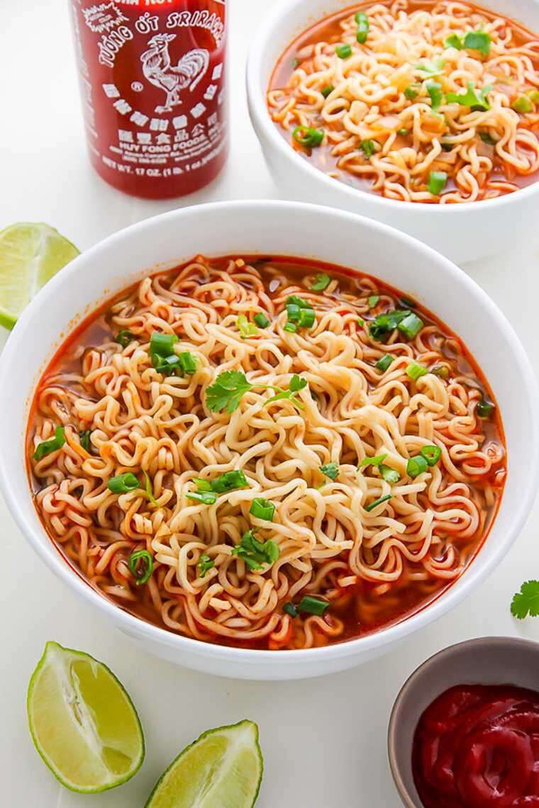 Spicy Sriracha ramen bowl