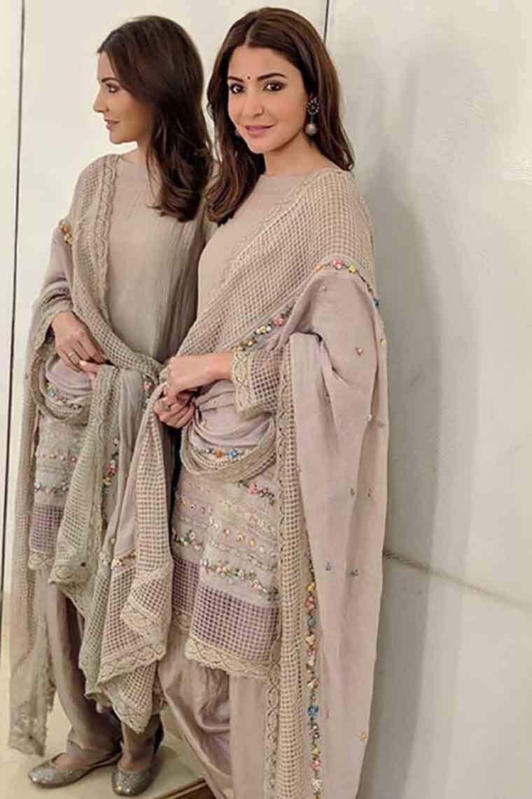 Anushka Sharma Fashion Gallery Femina In anushka sharma fashion gallery femina in