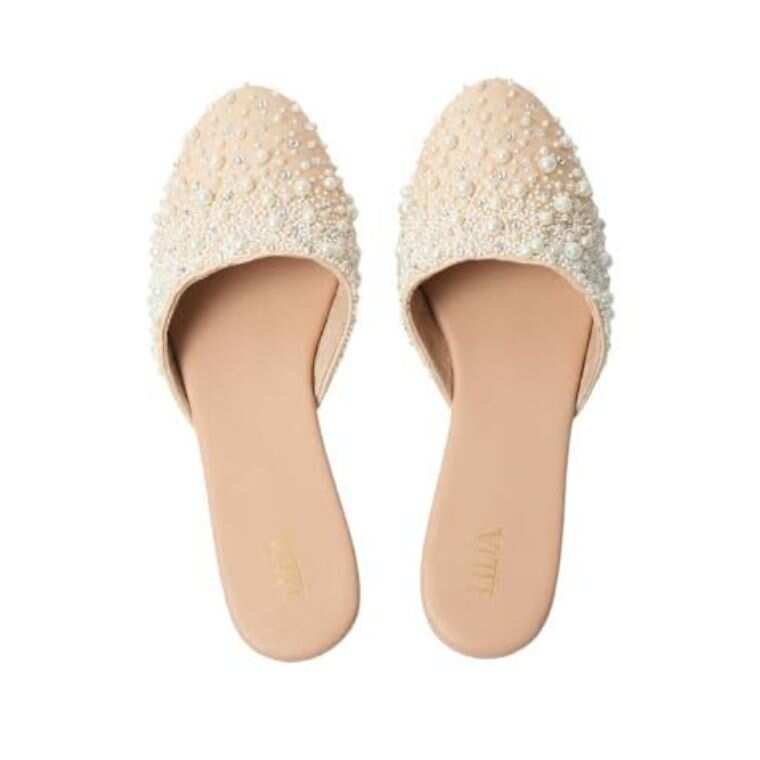 House Of Vitti Margot champagne festive mule featuring pearl clusters, zardozi detailing and intricate aari embroidery