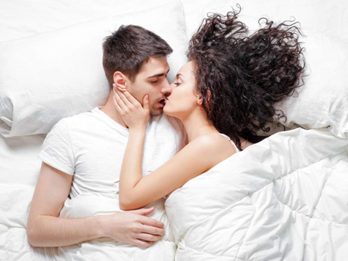20 sexy ways to wake him up in the morning Femina.in. 