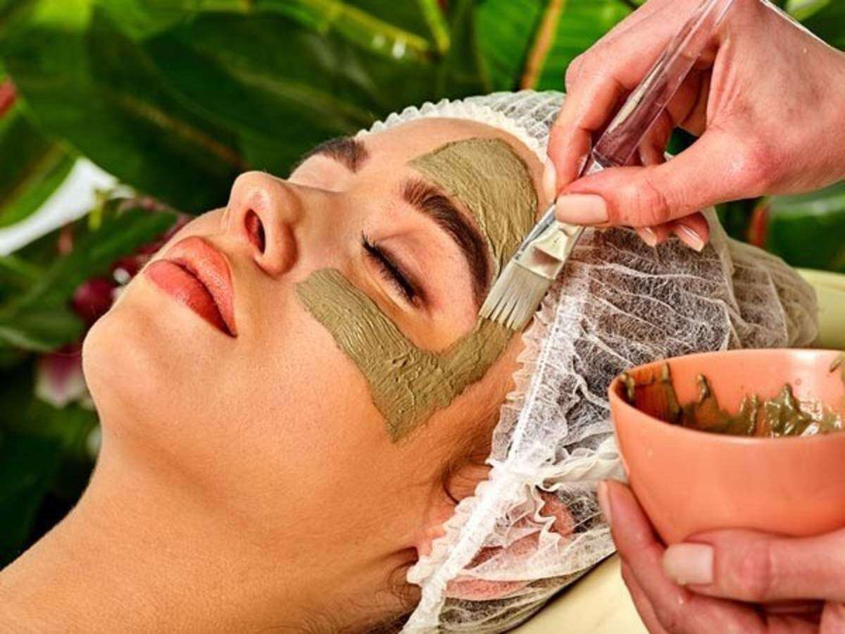 Benefits of Multani Mitti Face Pack For Your Skin Problems 