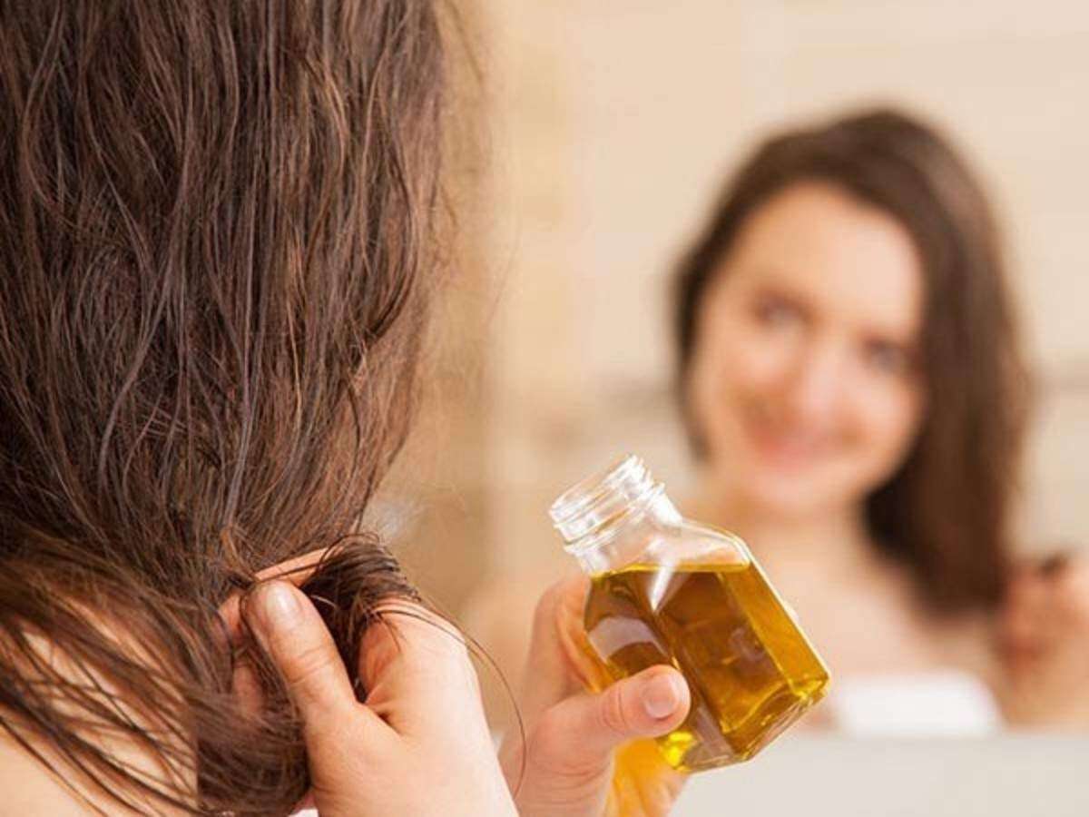15 Best Oils For Hair Growth And Thickness 