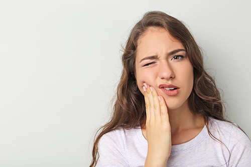 karomin siemenet korva-ja hammassärkyyn