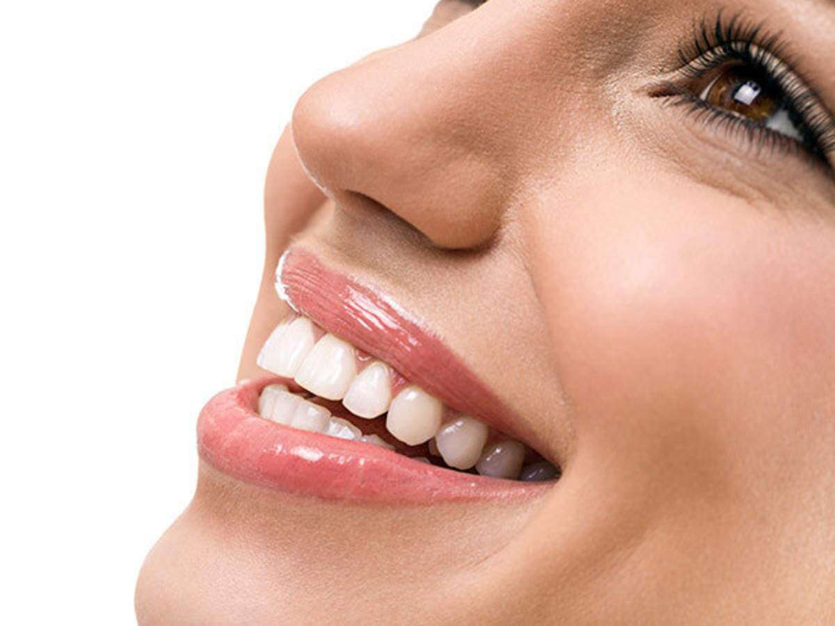 5 Foods For Healthy Teeth And Gums | Femina.in