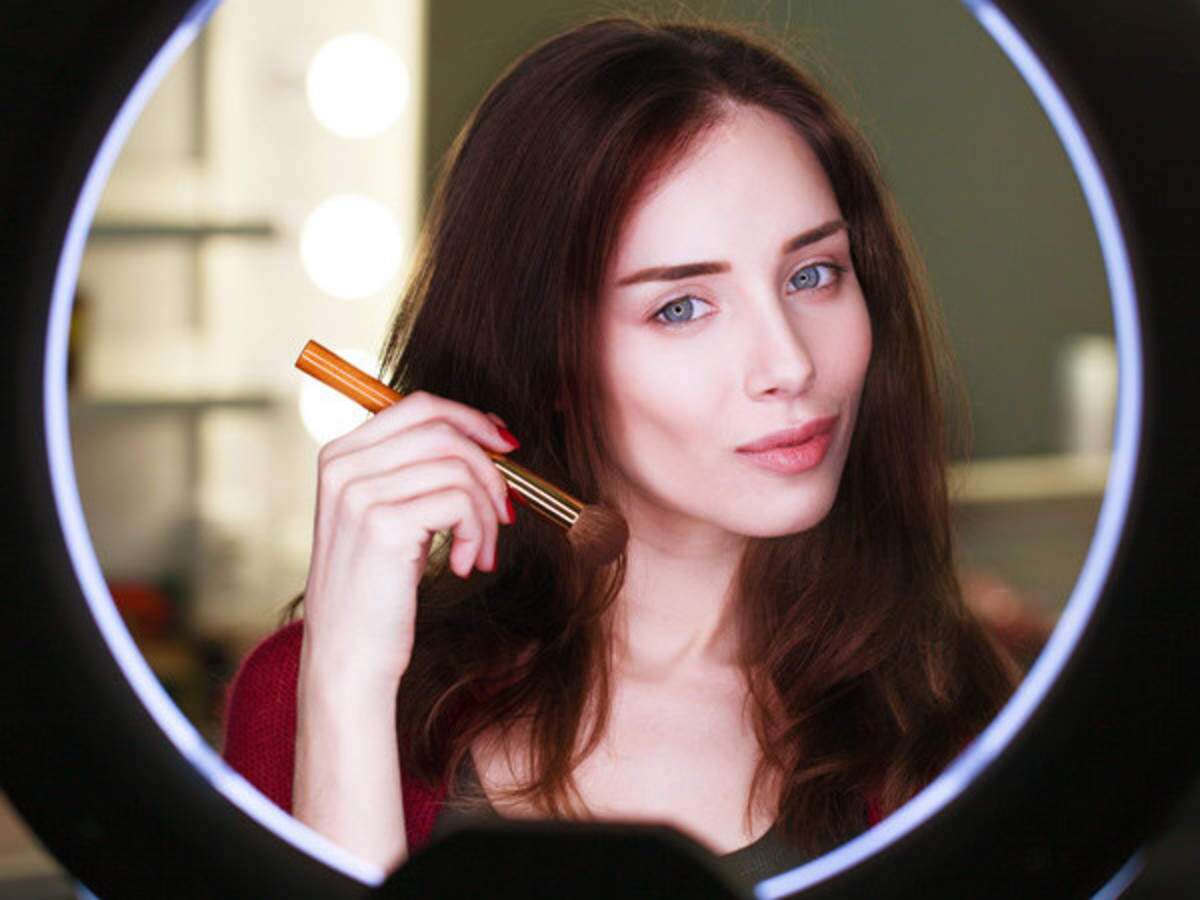 Best Led Ring Light Features For Makeup