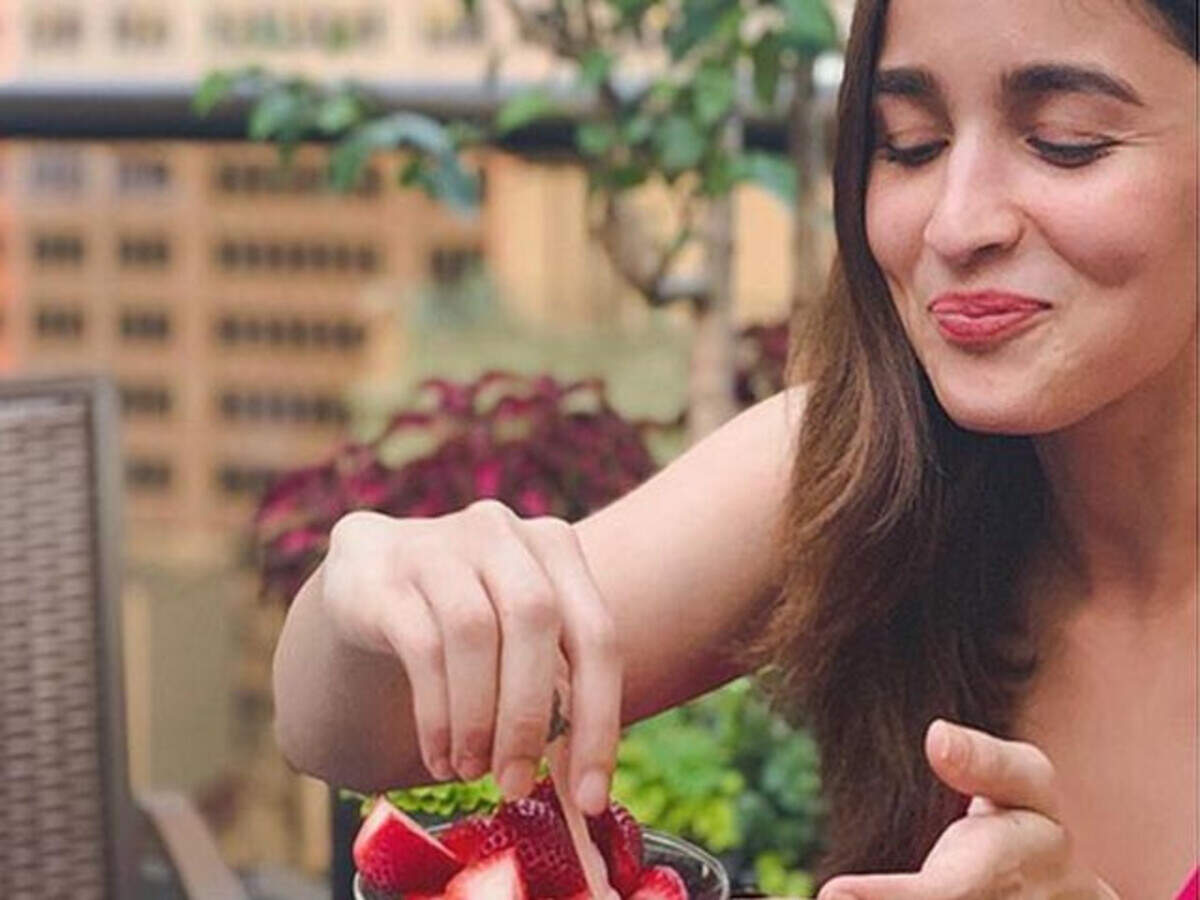 Consume These Fruits To Boost Skin And Hair Health Consume These Fruits To Boost Skin And Hair Health
