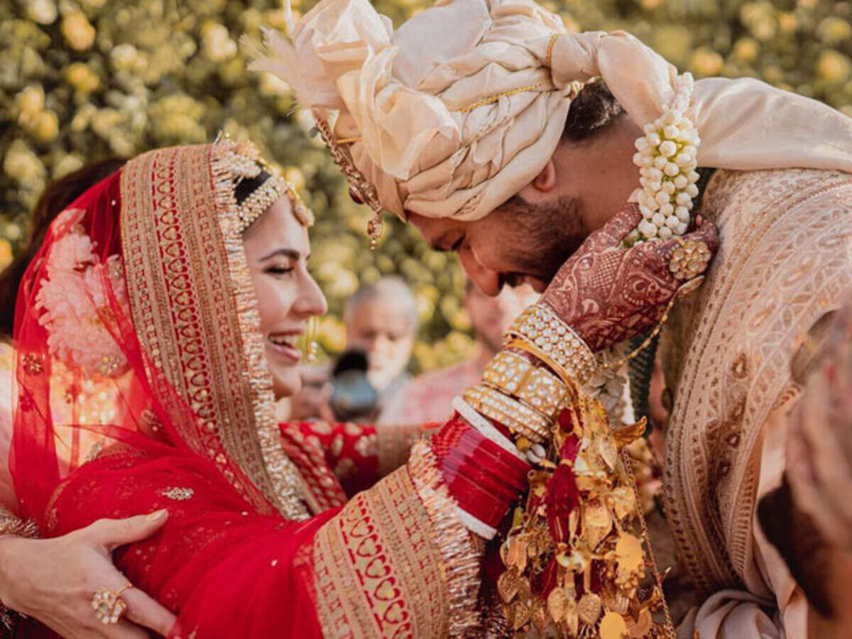 Vicky-Katrina Wedding Anniversary
