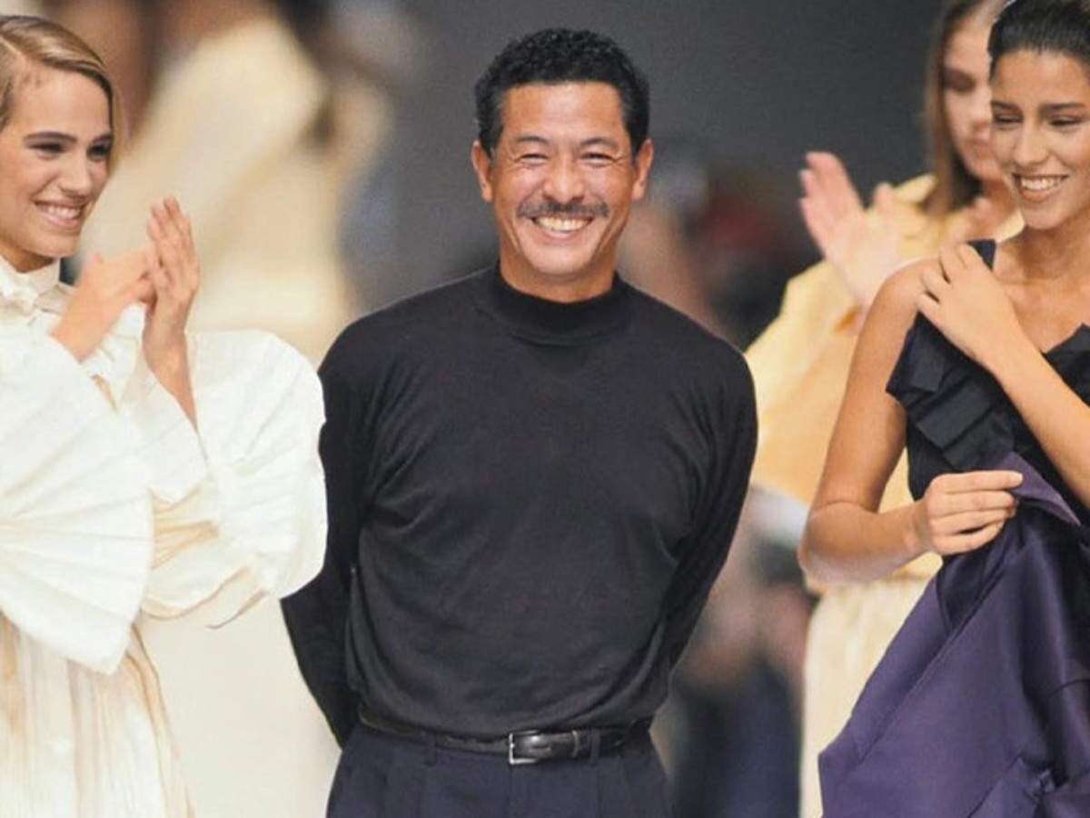 Issey Miyake, Who Opened A Door For Japanese Fashion, Dies At 84 The New  York Times