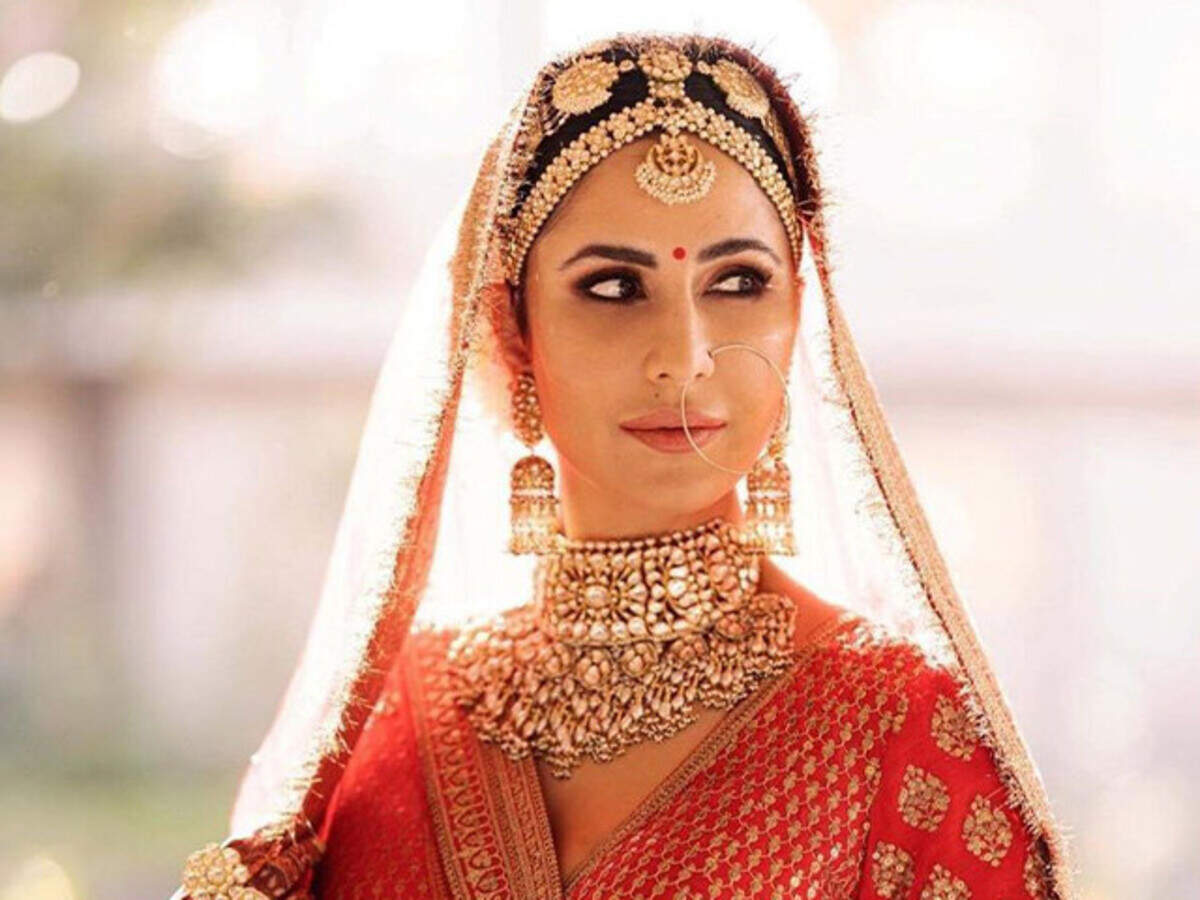 Trendy Bridal Hairstyles For Indian Brides