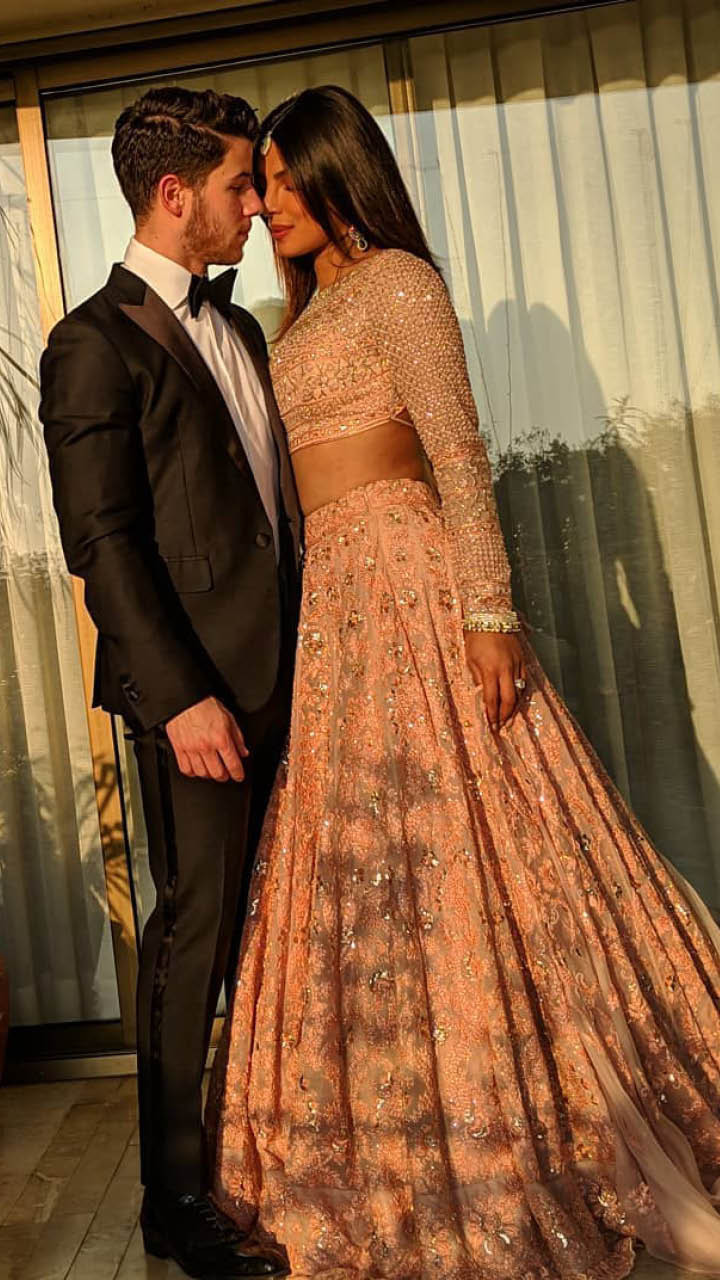 Priyanka Chopra & Neha Kakkar red wedding lehenga design - YouTube