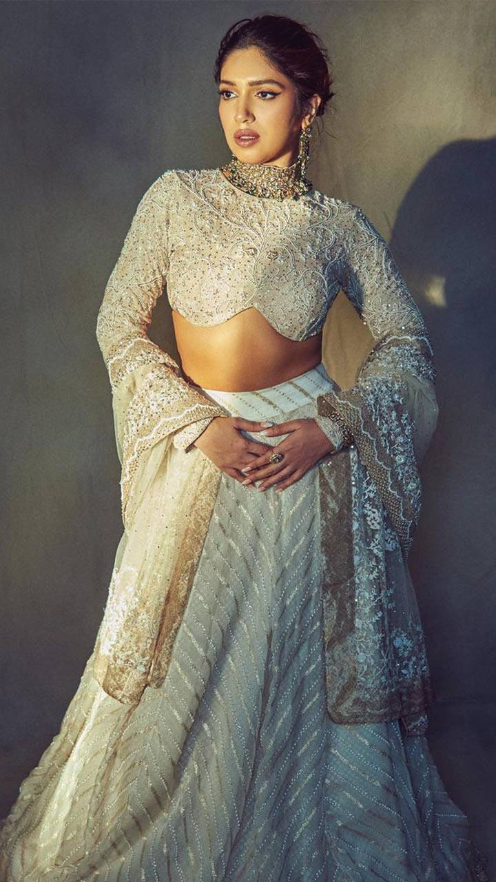 31 Brocade Lehenga Ideas For Brides Who Want To Dress To Impress |  WeddingBazaar