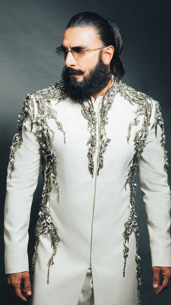 ranveer singh golden dress Rose gold beaded Basque waist open back dangling lace v neck corset to –  Destiny Chic